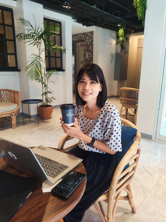 Airo Suites Makati Pasay Ngoại thất bức ảnh