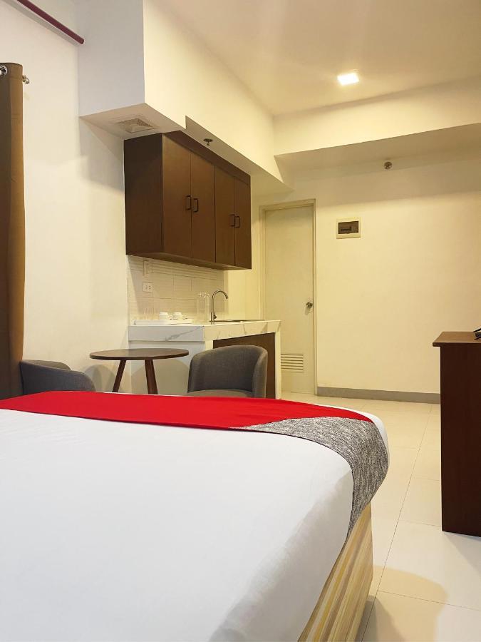 Airo Suites Makati Pasay Ngoại thất bức ảnh